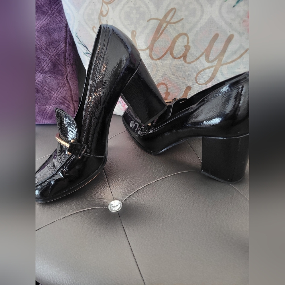 Enzo Angiolini wide heeled loafer